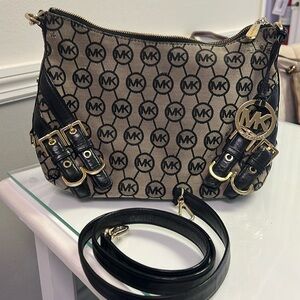 Stylish Black and Gold Women's Bag
